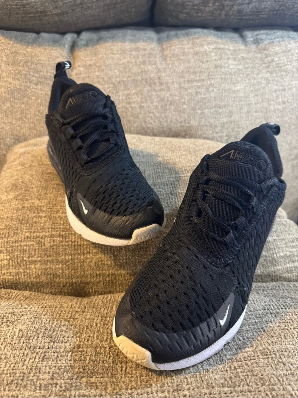 Nike Air Max 270 Kids Black/White #943345-001 Size 6Y
